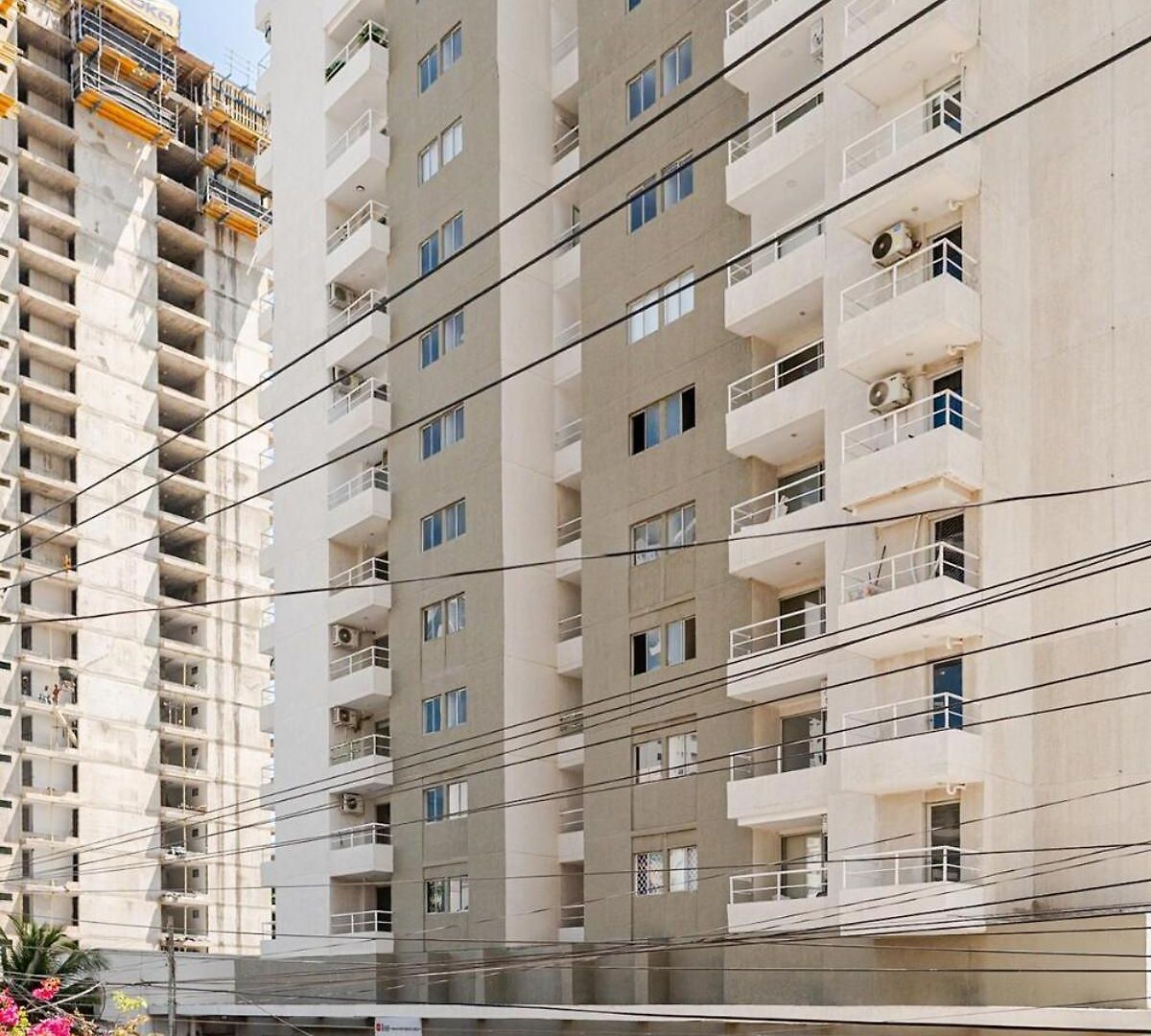 Piso 31, Cerca Aeropuerto Y Playa De Marbella *