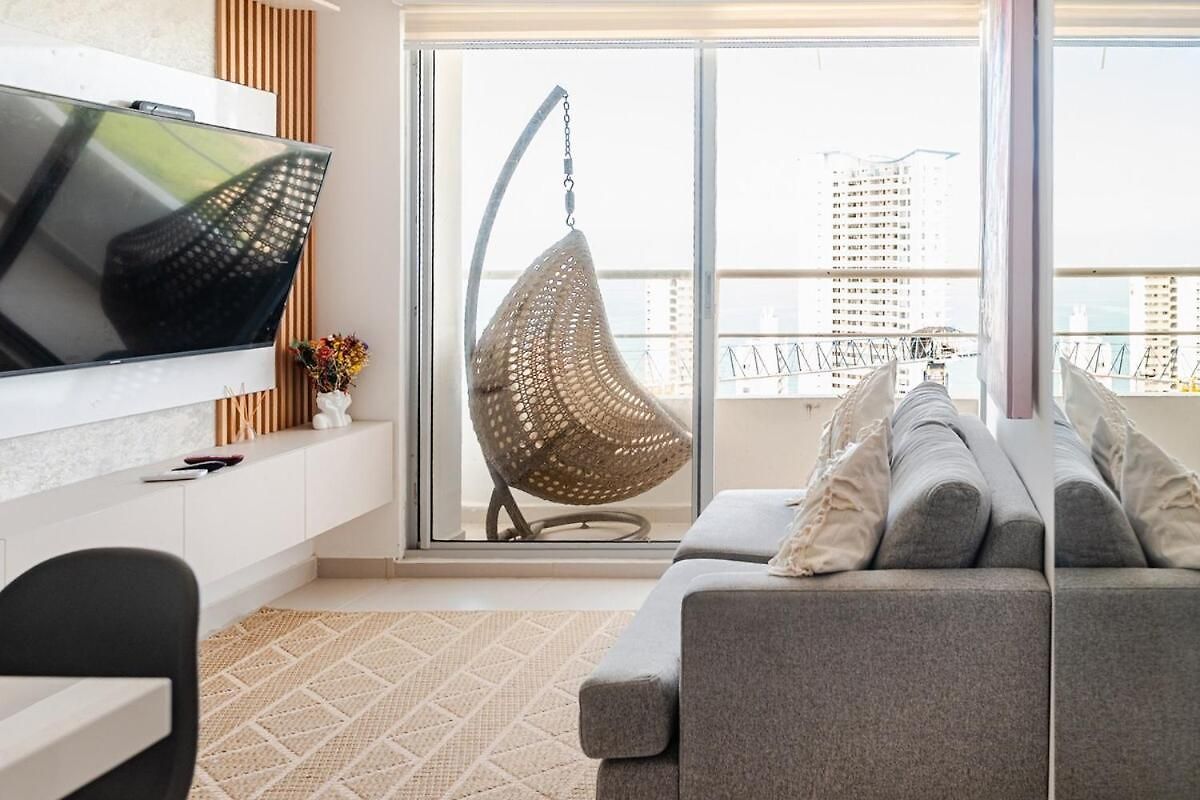 Piso 31, Cerca Aeropuerto Y Playa De Marbella Apartamento *