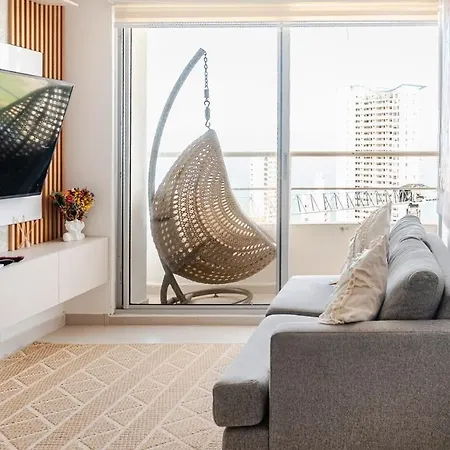 Piso 31, Cerca Aeropuerto Y Playa De Marbella Apartment *